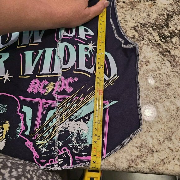AC/DC Blow Up Your Video Graphic Cropped Tank Top Women's Size Medium Blue NWT - Picture 5 of 6